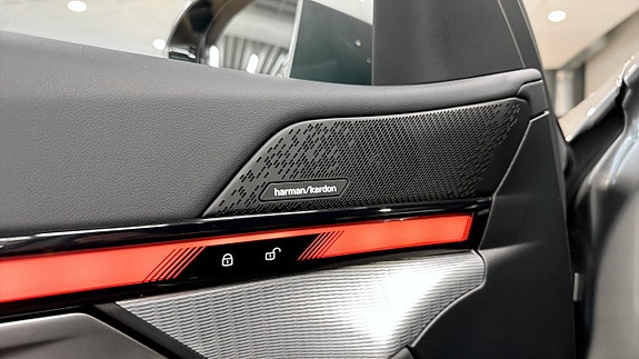 BMW i5 13 of 14
