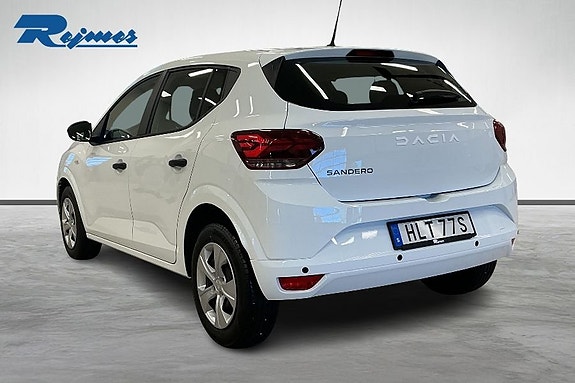 Dacia Sandero 2 of 18