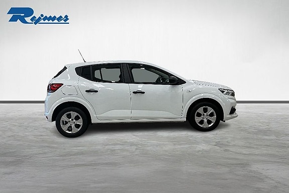Dacia Sandero 16 of 18