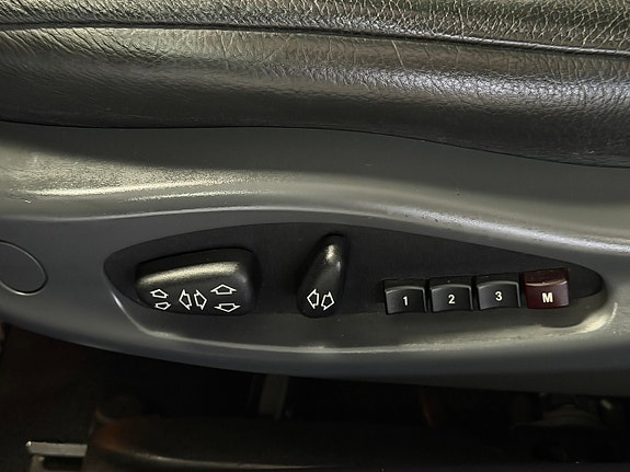 BMW 645Ci 27 of 27