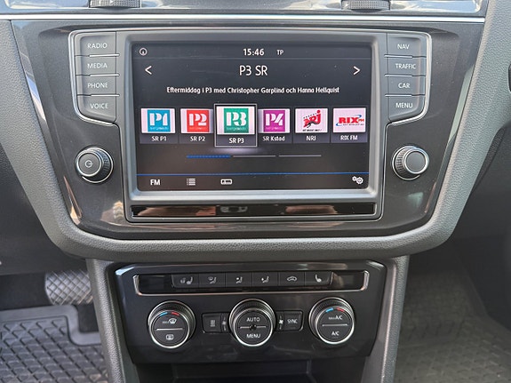 Volkswagen Tiguan 15 of 17
