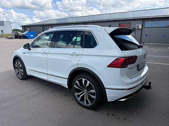 Volkswagen Tiguan 4 of 17