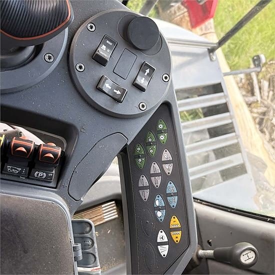 Fendt 6335 C PL - Video! - 25 feet Fendt skærebord/header in 17 of 30