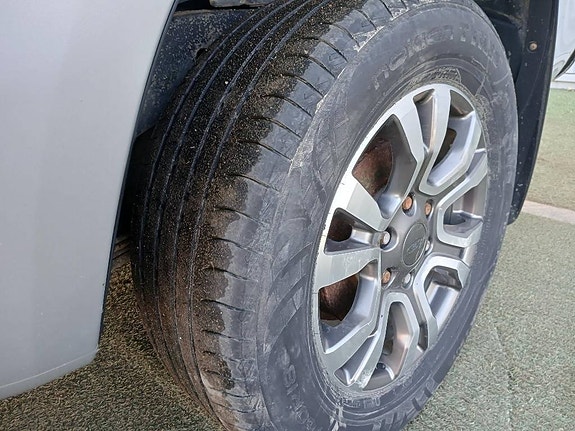Ford Ranger 14 of 21