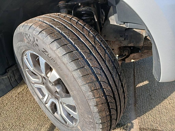 Ford Ranger 17 of 21