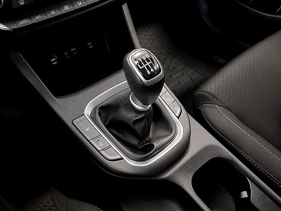 Hyundai i30 12 of 17