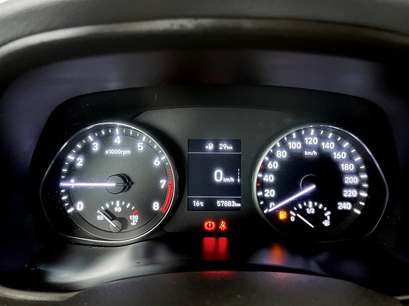 Hyundai i30 9 of 17