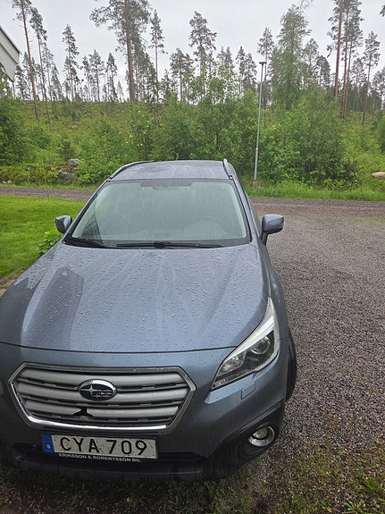 Subaru Outback 2 of 2