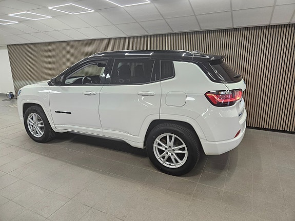 Jeep Compass 4 of 5