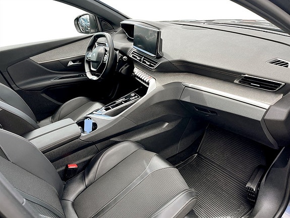 Peugeot 5008 12 of 17