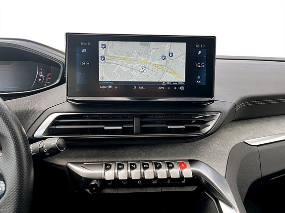 Peugeot 5008 10 of 17