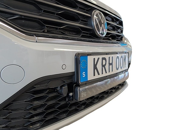 Volkswagen T-Roc 8 of 11