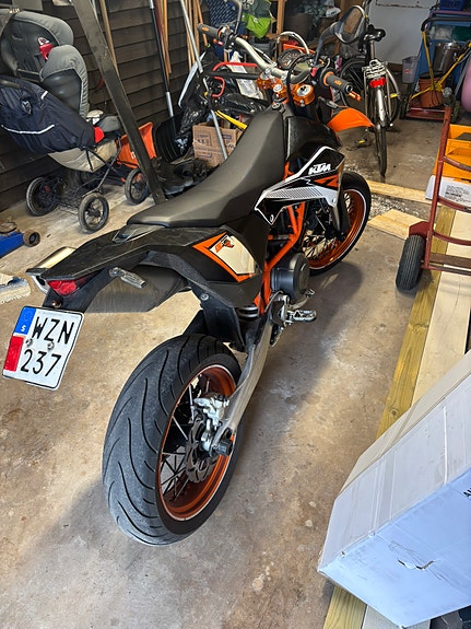 KTM KTM 690 SMC R 3 of 3