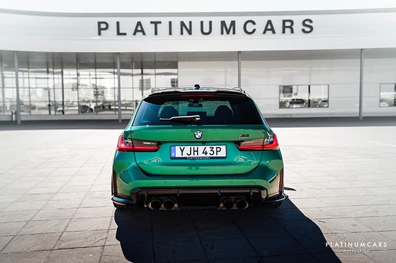 BMW M3 4 of 5