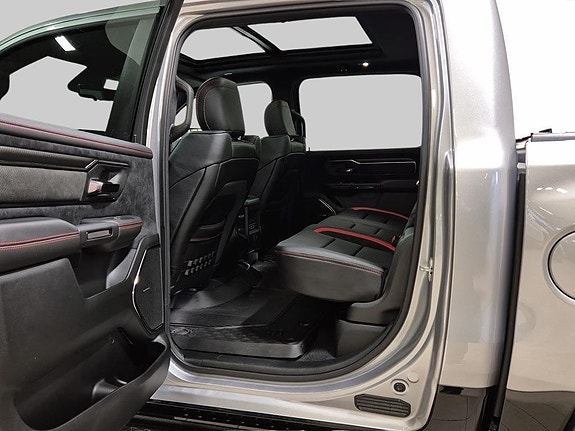 RAM 1500 12 of 28