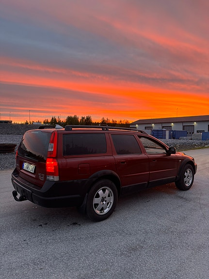 Volvo XC70 4 of 8