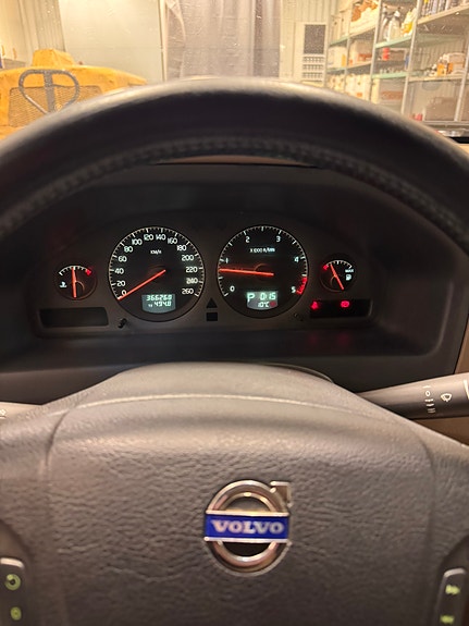 Volvo XC70 7 of 8