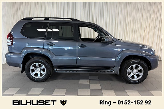 Toyota Land Cruiser 2 of 5