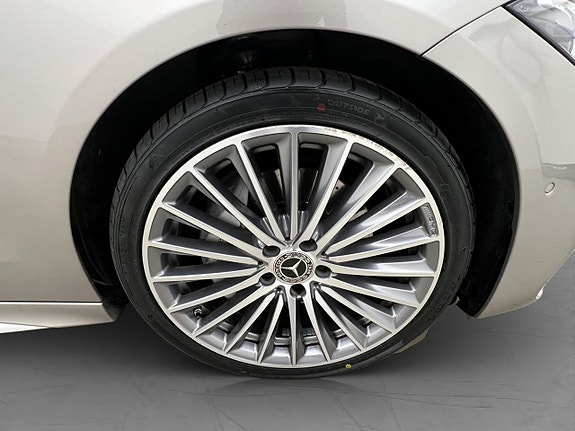 Mercedes-Benz C200 29 of 29