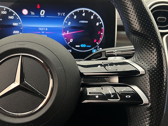 Mercedes-Benz C200 18 of 29