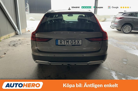 Volvo V90 Cross Country 4 of 5