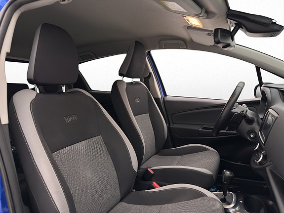 Toyota Yaris 11 of 29