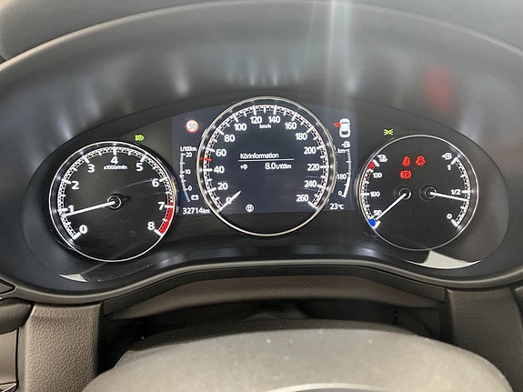 Mazda CX-30 8 of 15