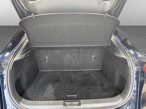 Mazda CX-30 15 of 15