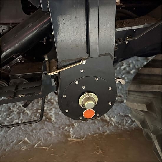 New Holland CR 9.80 - Video! - 35" Header - 4x4 - rapsknive 21 of 30