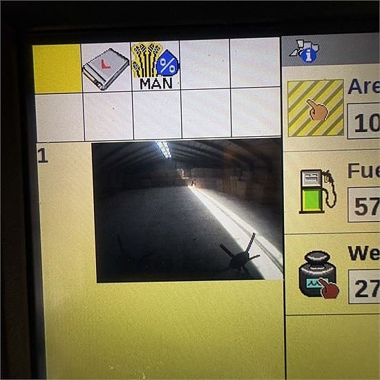 New Holland CR 9.80 - Video! - 35" Header - 4x4 - rapsknive 9 of 30