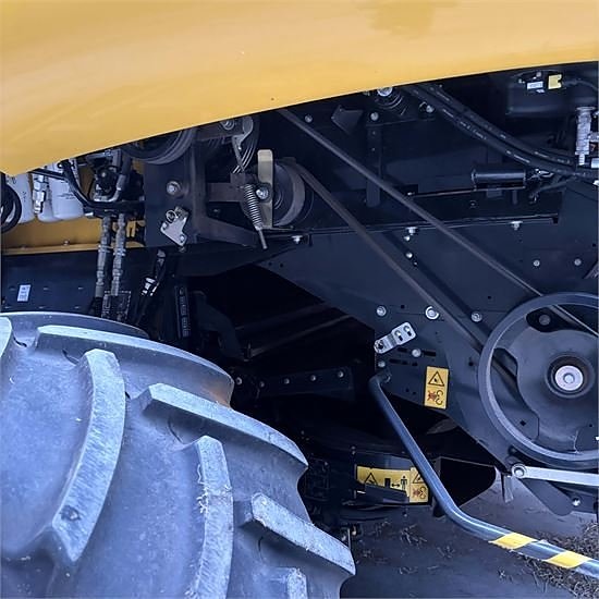 New Holland CR 9.80 - Video! - 35" Header - 4x4 - rapsknive 30 of 30