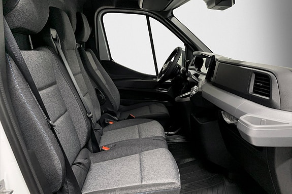 Nissan Interstar 9 of 19