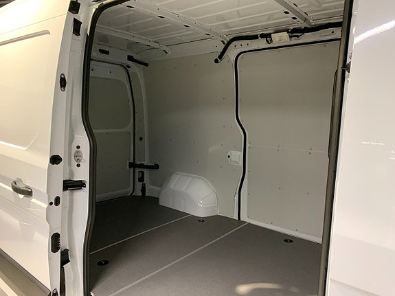 Nissan Interstar 18 of 19