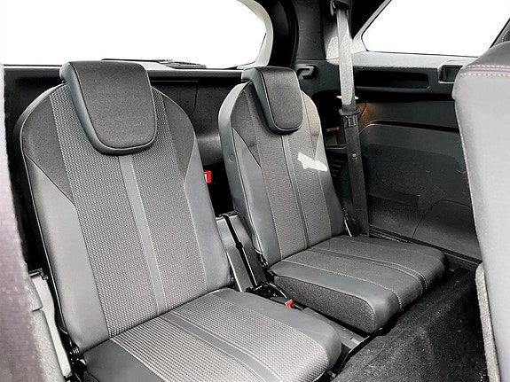 Peugeot 5008 14 of 17