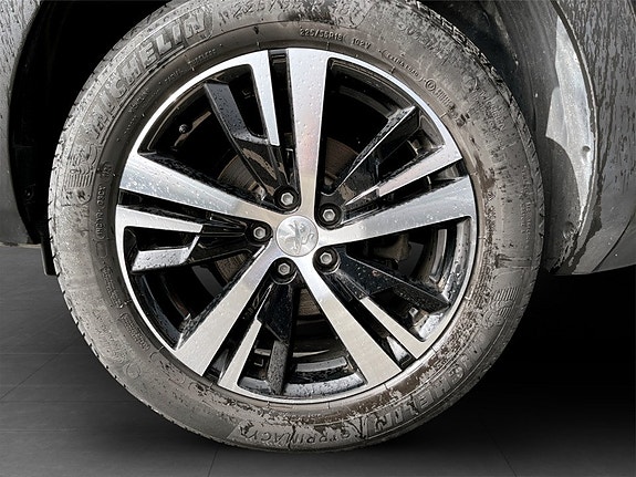 Peugeot 5008 16 of 17