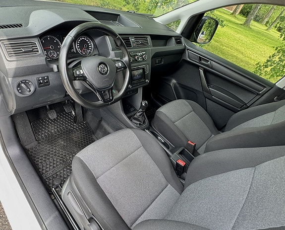 Volkswagen Caddy 16 of 21