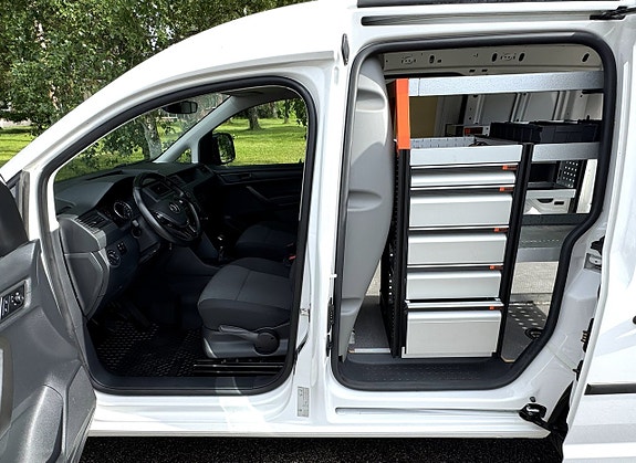 Volkswagen Caddy 9 of 21
