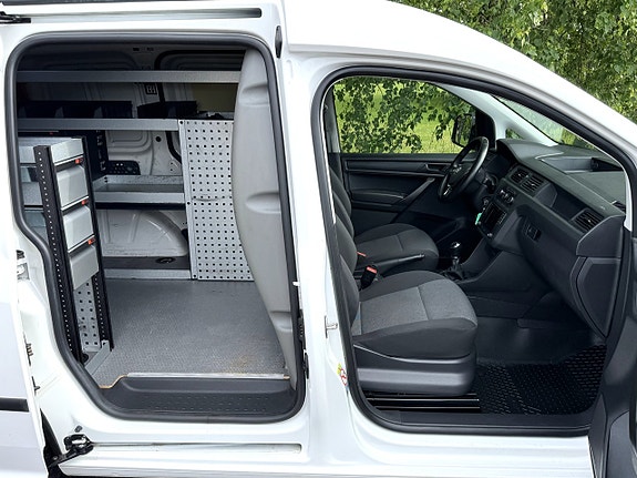 Volkswagen Caddy 8 of 21