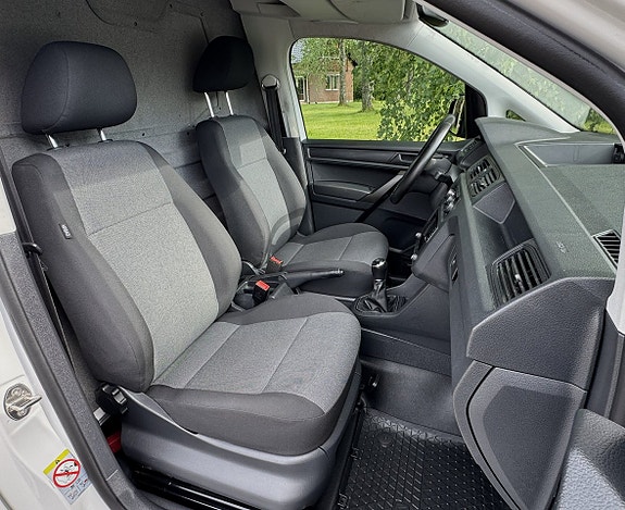 Volkswagen Caddy 13 of 21
