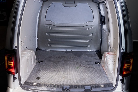 Volkswagen Caddy 13 of 13