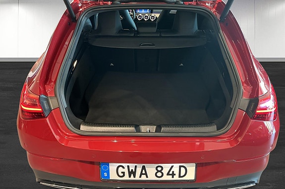 Mercedes-Benz CLA250 e 13 of 18