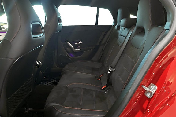 Mercedes-Benz CLA250 e 10 of 18