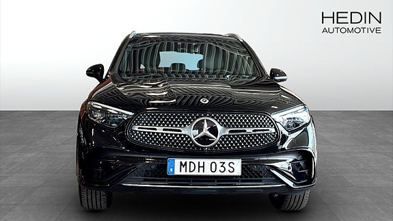 Mercedes-Benz GLC300 de 8 of 12
