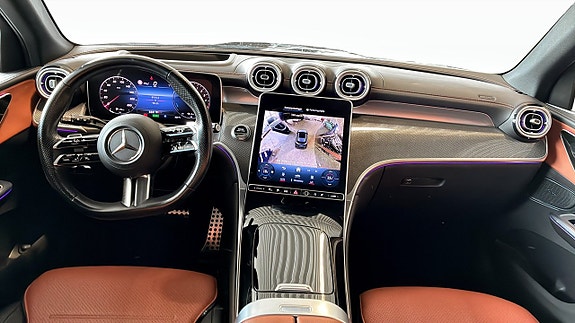 Mercedes-Benz GLC300 de 4 of 5