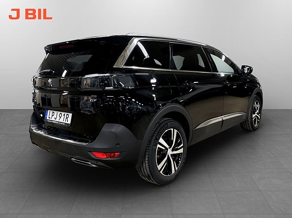 Peugeot 5008 4 of 5