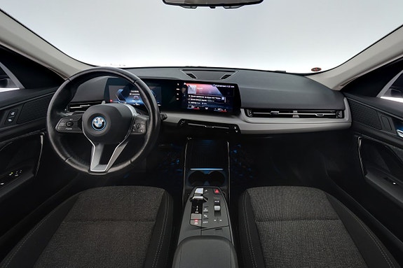 BMW iX1 14 of 28