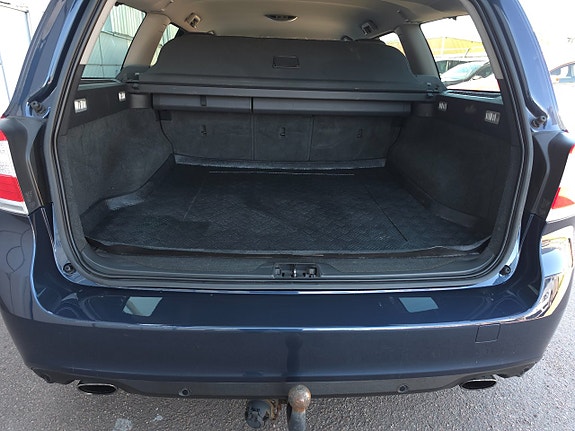 Volvo V70 12 of 12