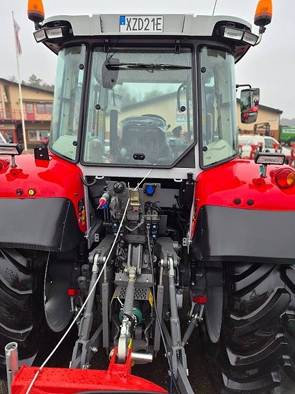 Massey Ferguson MF 5S.145 5 of 11