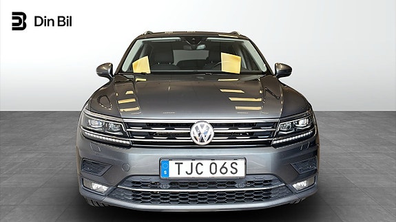 Volkswagen Tiguan 4 of 5