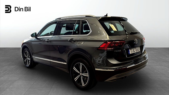 Volkswagen Tiguan 3 of 5